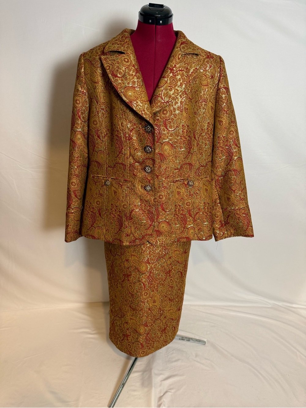 Moshita Couture Skirt Suit Size 16 Red & Gold Paisley 2-Piece Set Blazer & Skirt